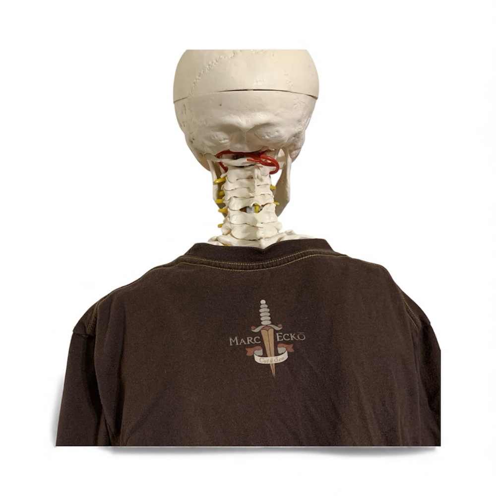 2004 Skatewear Streetwear Marc Ecko Cut & Sew Brown T-Shirt - Picture 4 of 5